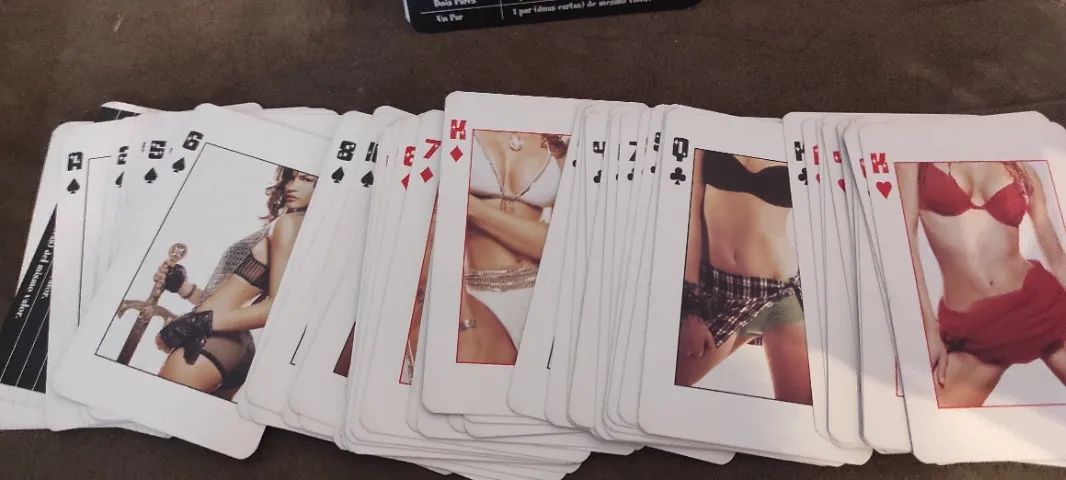 Baralhos: Playboy, Axe e Harry Potter - Foto 2