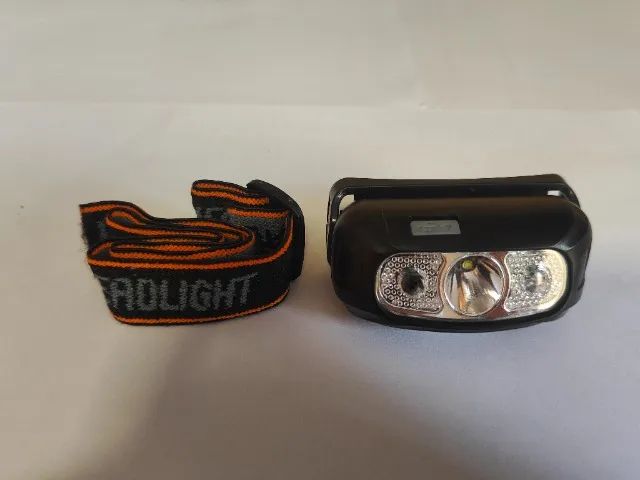 Lanterna Cabeça 1 Lampada Recarregavel Farol Sensor Presenca Preto - Foto 3