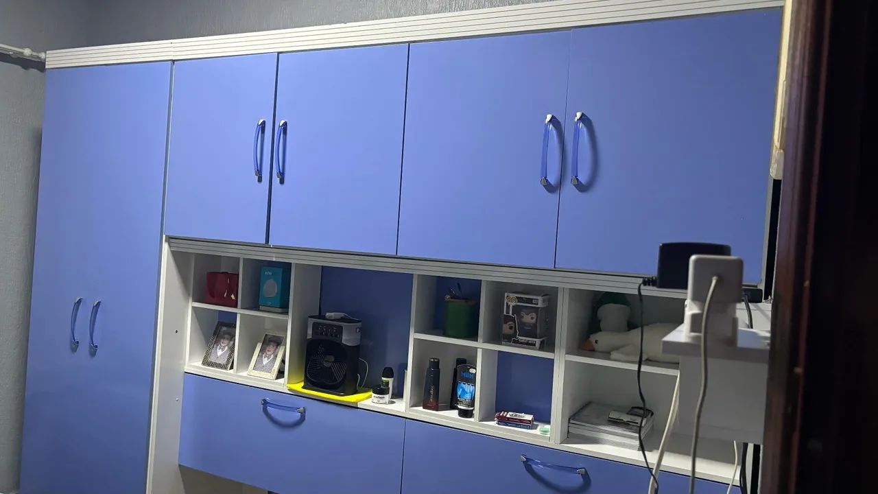 Armário Guarda-Roupas Azul - Foto 4