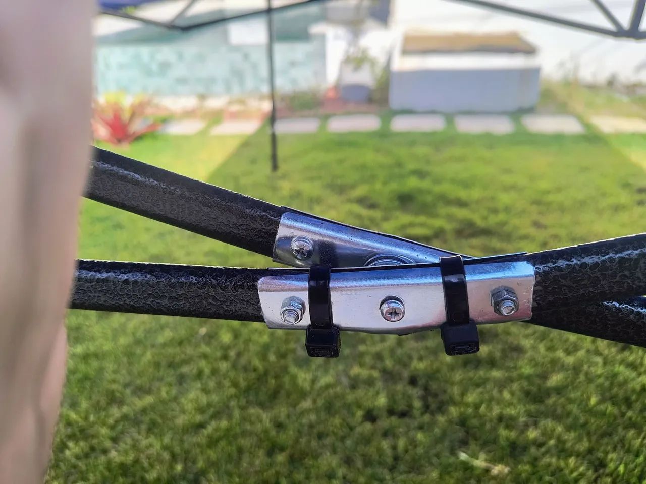 Tenda gazebo 3x3 articulada - Foto 4