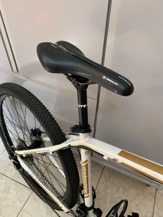 Montain bike Aro 29 - Foto 4