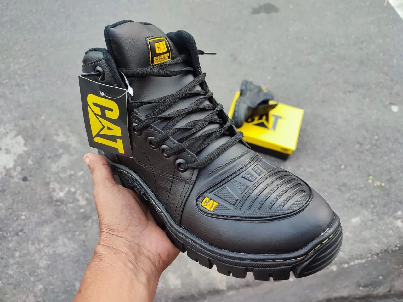 Bota Caterpillar Preta - Foto 4