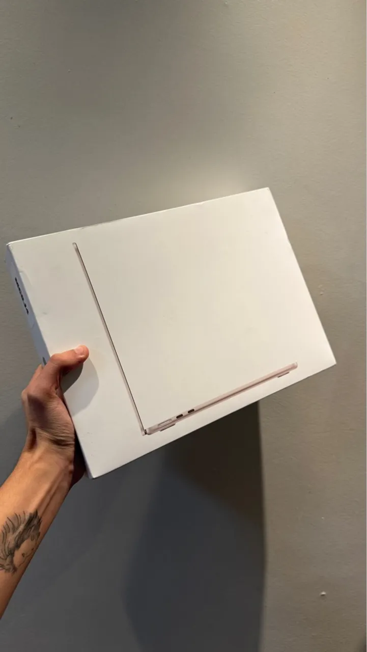 MacBook Air M3 16GB RAM 256GB SSD Lacrado 1 Ano de Garantia