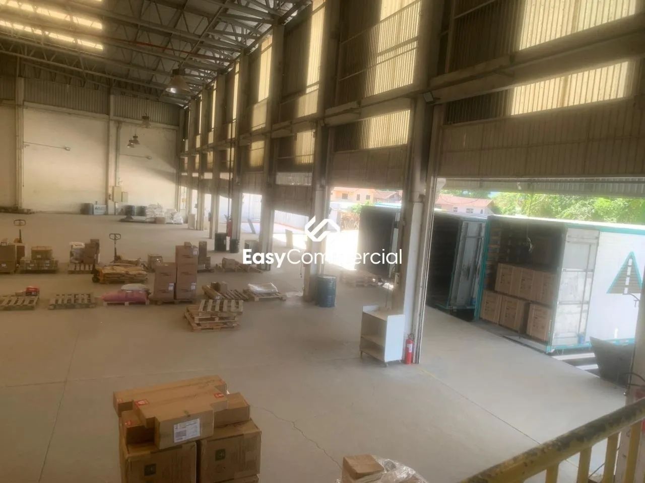 Galpão de 4.690m² com 8 docas em Gaspar - SC - Foto 4