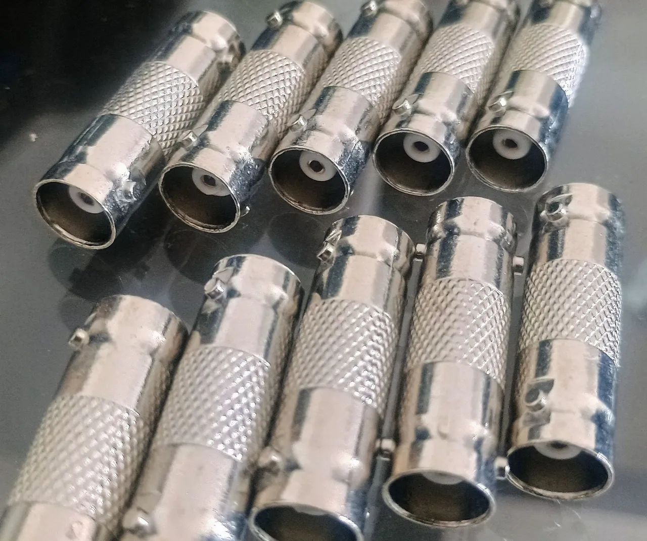 Conectores (10 PCs)  SDI macho  - Foto 2