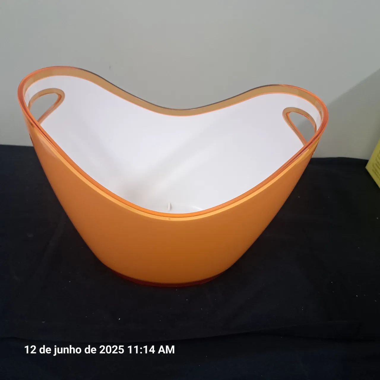 Champanheira Laranja em Acrílico 