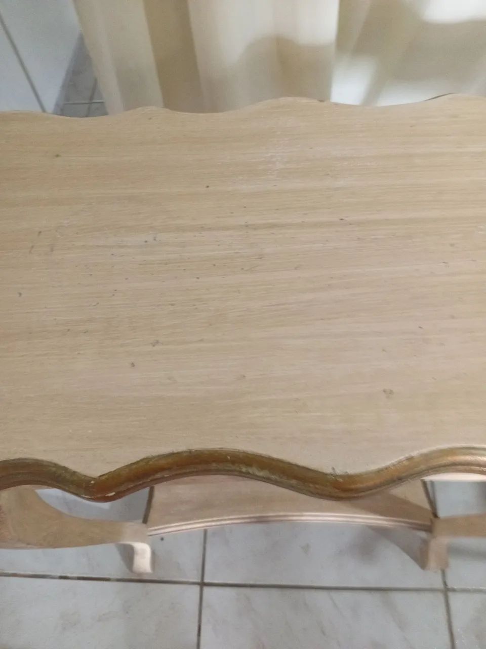 Mesa madeira com pintura em patina - Foto 3