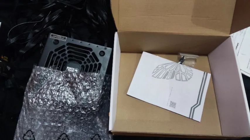 Fonte ATX Super Flower LEGION HX 750W, 80 Plus GOLD e PFC Ativo (Entrega GRÁTIS)  - Foto 6