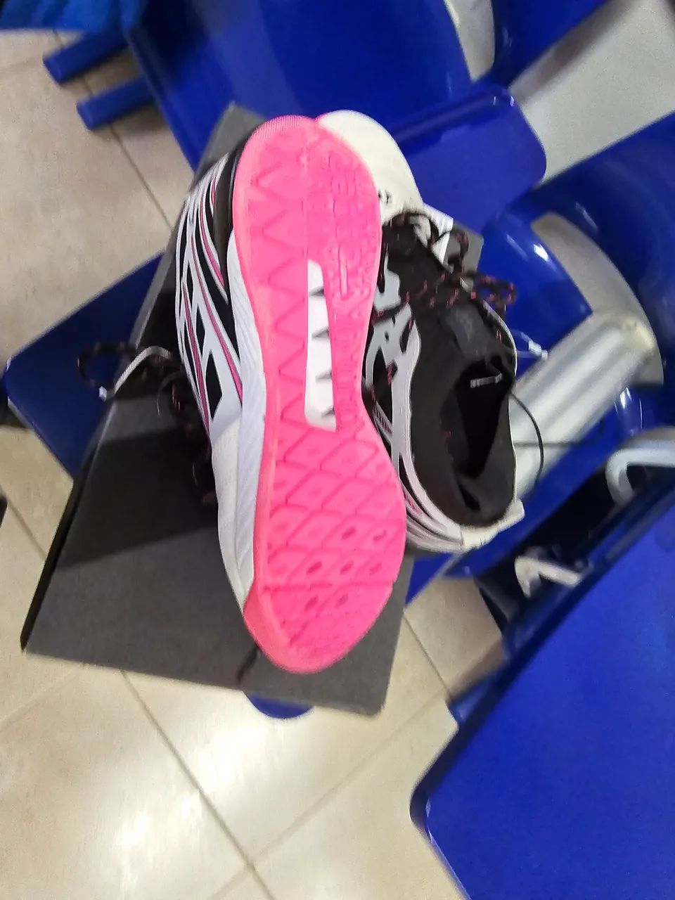 Tênis Esportivo Penalty Futsal - Novo - Foto 3