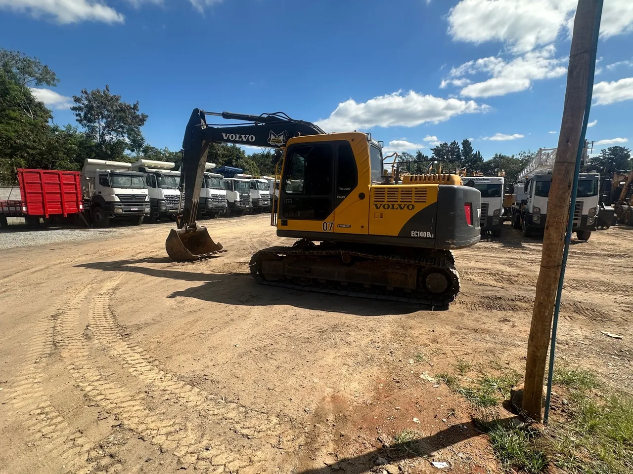 Escavadeira Volvo EC140B LC 2014