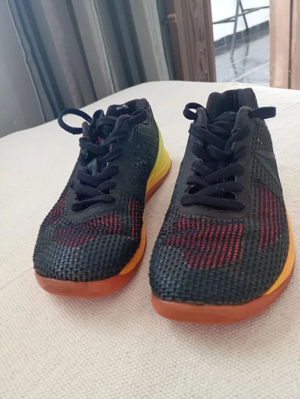 Tênis Reebok CrossFit Nano 7 - Preto com Detalhes Amarelo e Vermelho - Foto 5