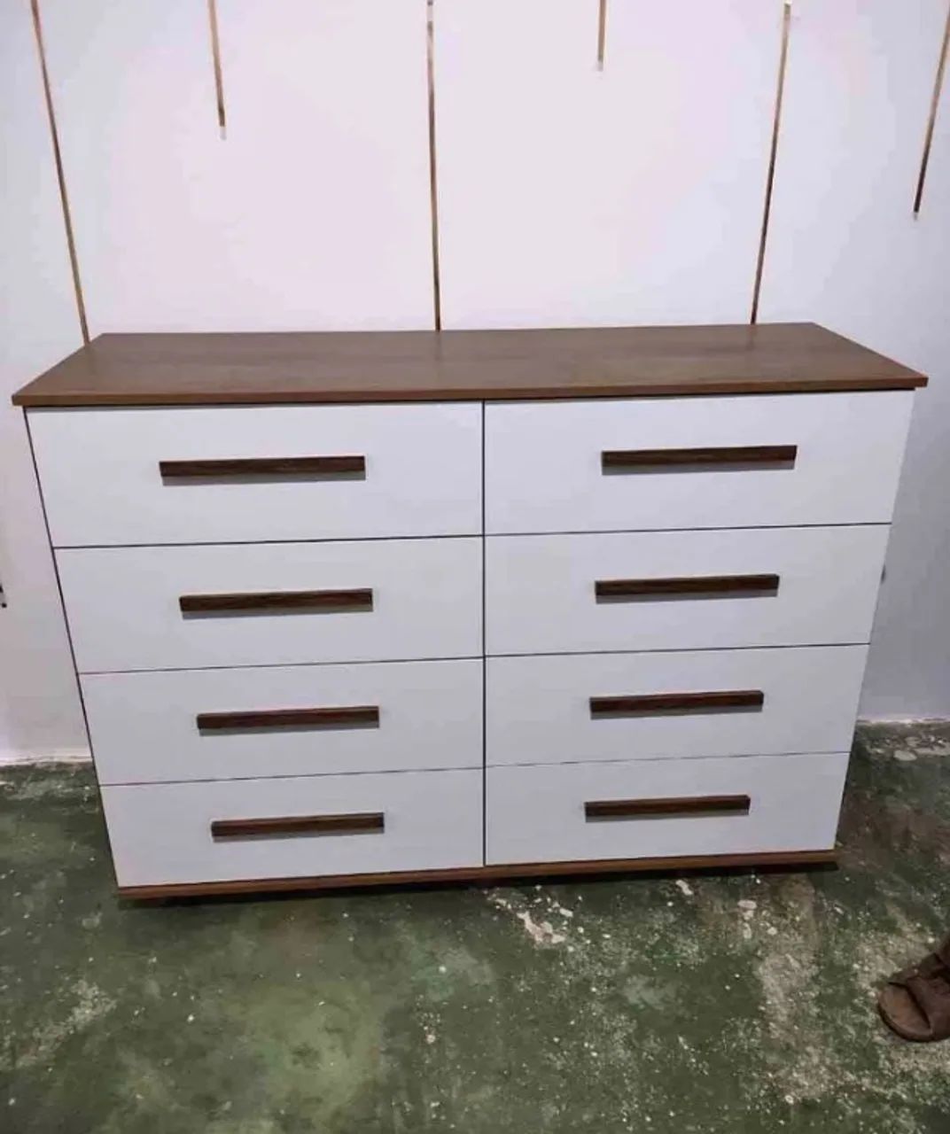 Cômoda de Solteiro 8 Gavetas 