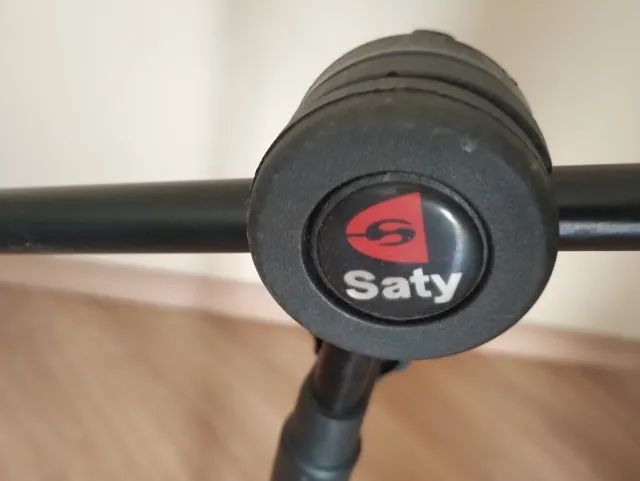 Pedestal de Microfone Girafa SATY zerado em excelente estado! - Foto 2