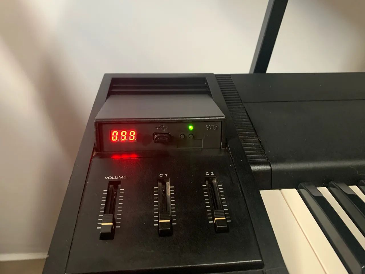 Teclado Roland XP-80  - Foto 3