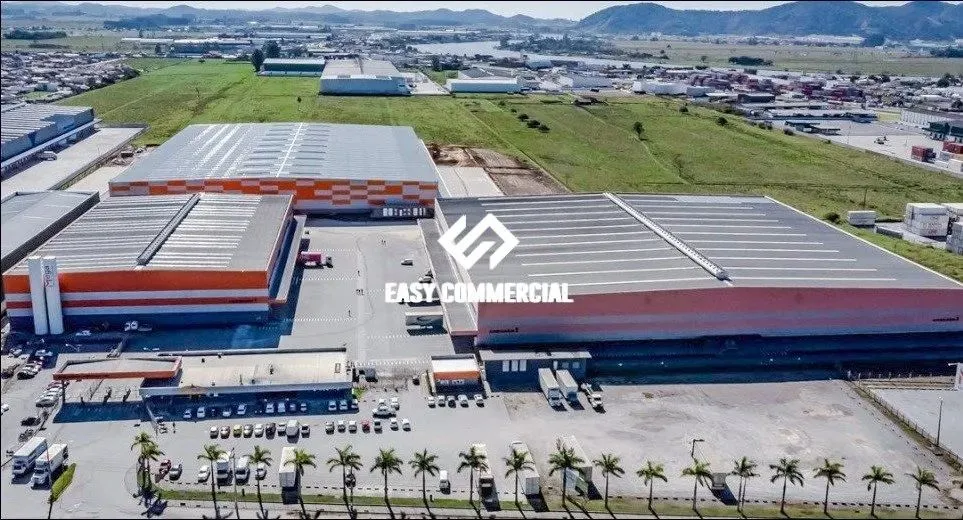 Galpão de 1.200 m² em Itajaí