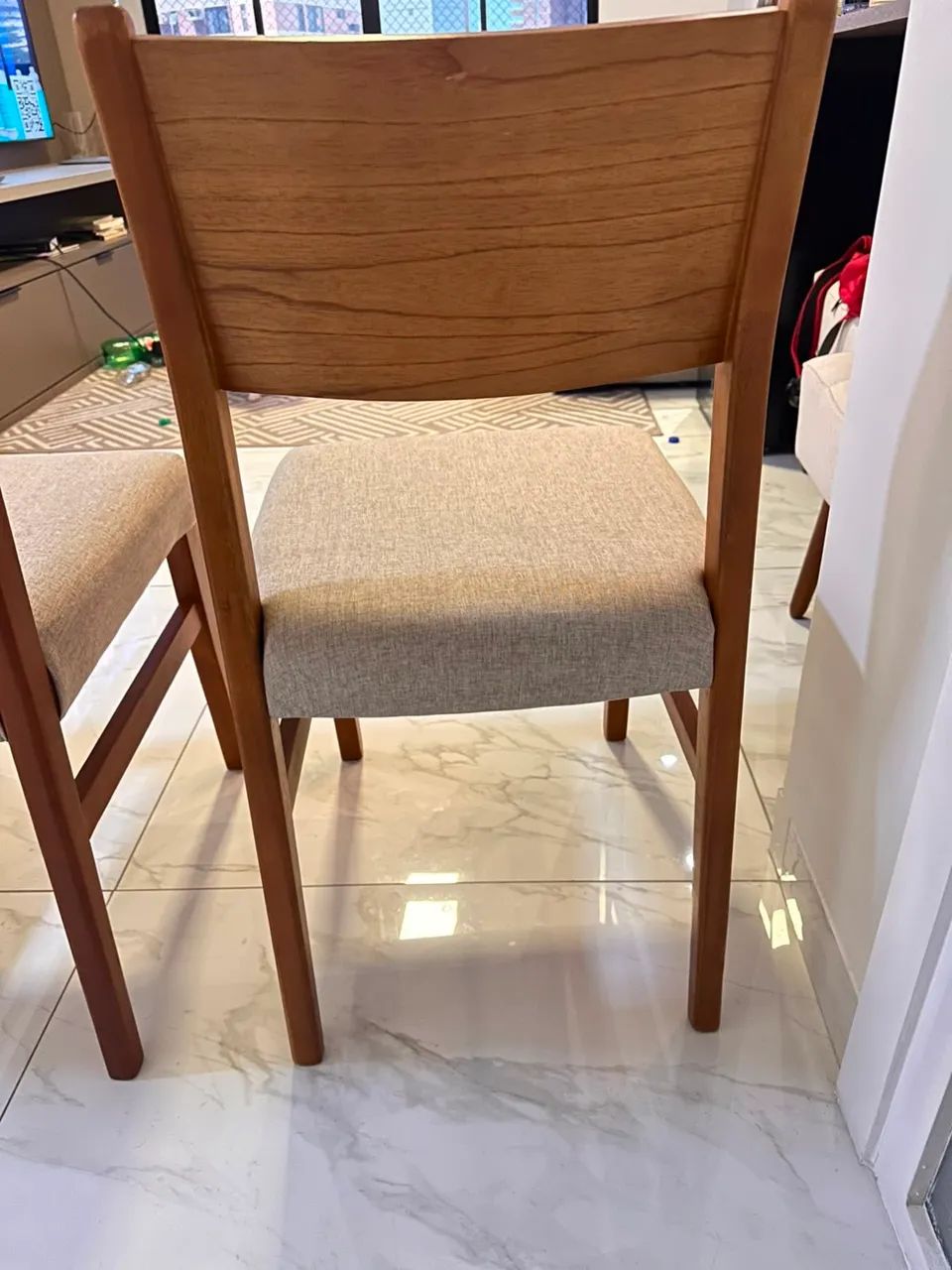 Vendo cadeira mesa de jantar  - Foto 4
