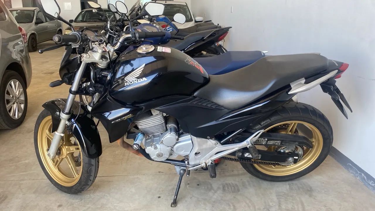 Cb 300 2014 - Foto 4