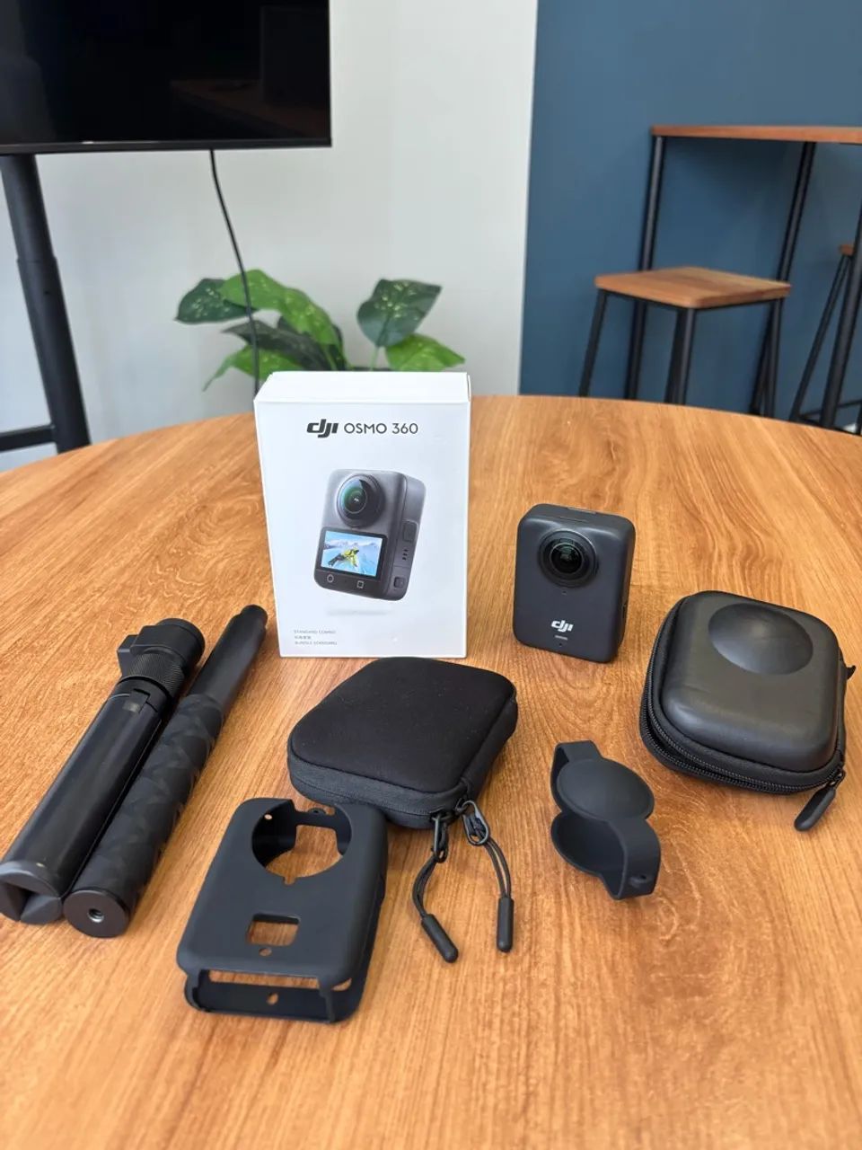 Câmera DJI Osmo 360 Nova com acessórios - Foto 2