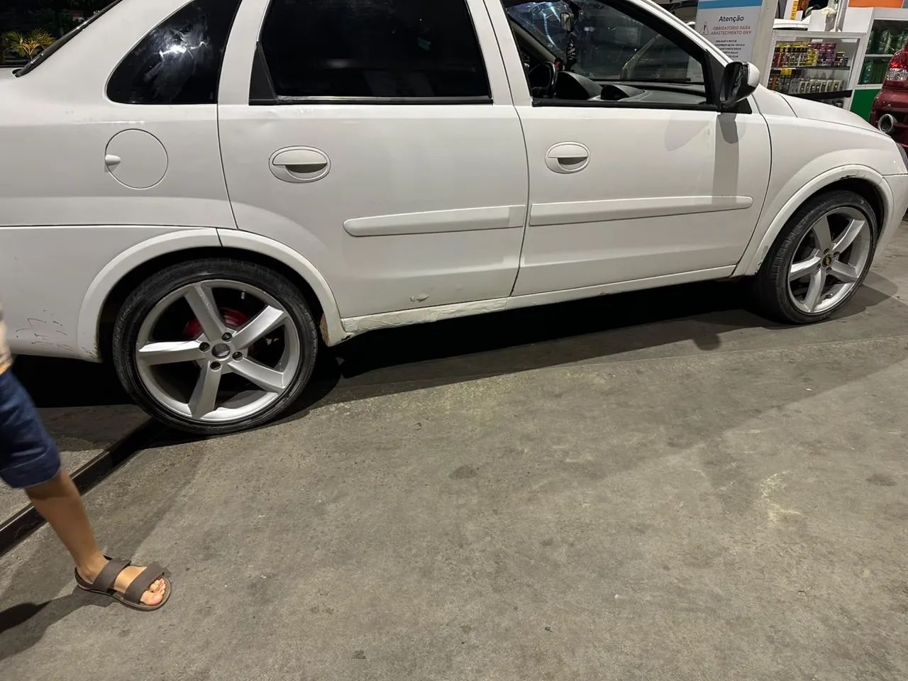 Vendo jogo de roda aro 17 - Foto 3
