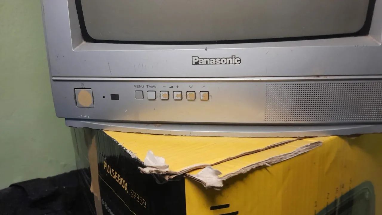 TV Panasonic 14 Polegadas de Tubo (CRT) - Excelente para uso geral e games retro - Foto 2
