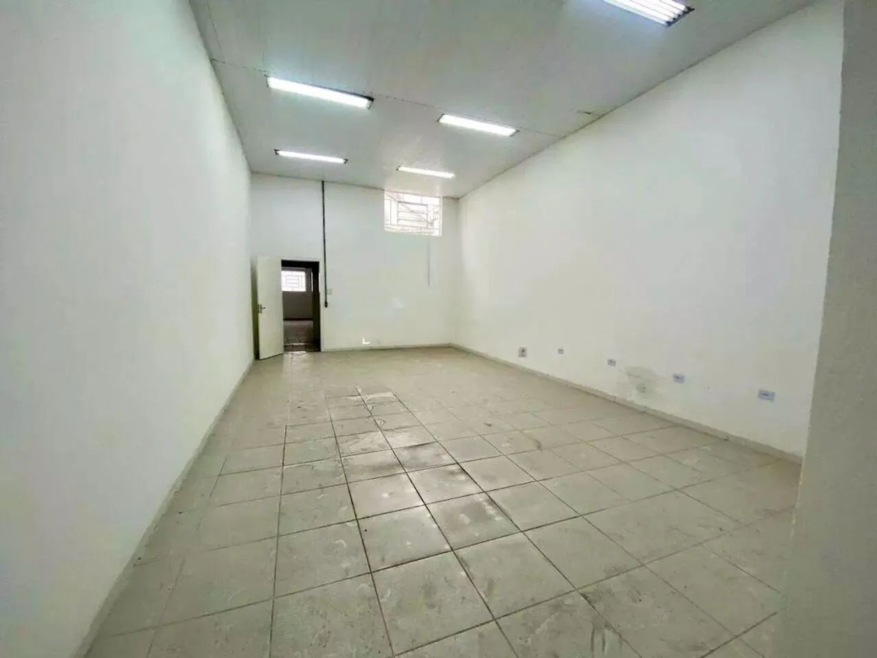 Loja Comercial para locação, Centro, Jacareí - LO0710. - Foto 3