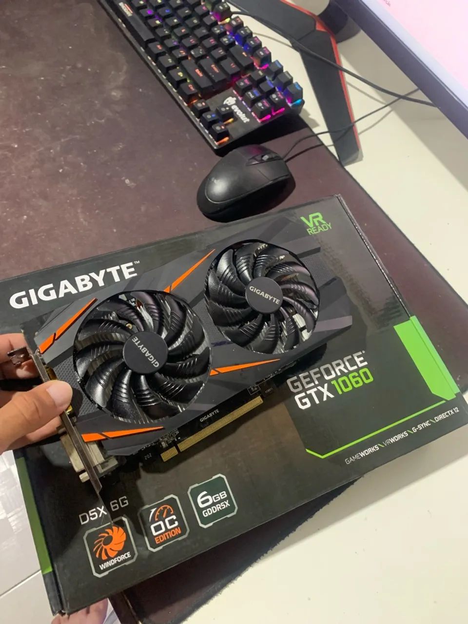 Placa de vídeo GTX 1060 3GB Com Defeito 
