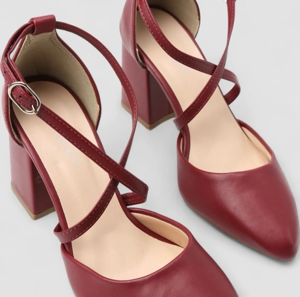 scarpin penélope salto bloco vinho 37