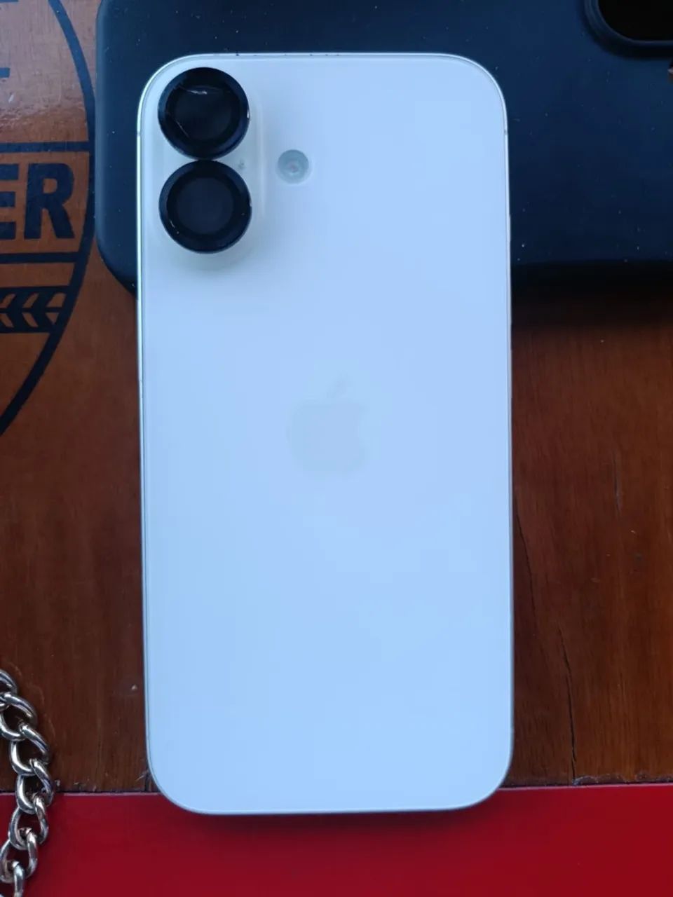 iPhone 16