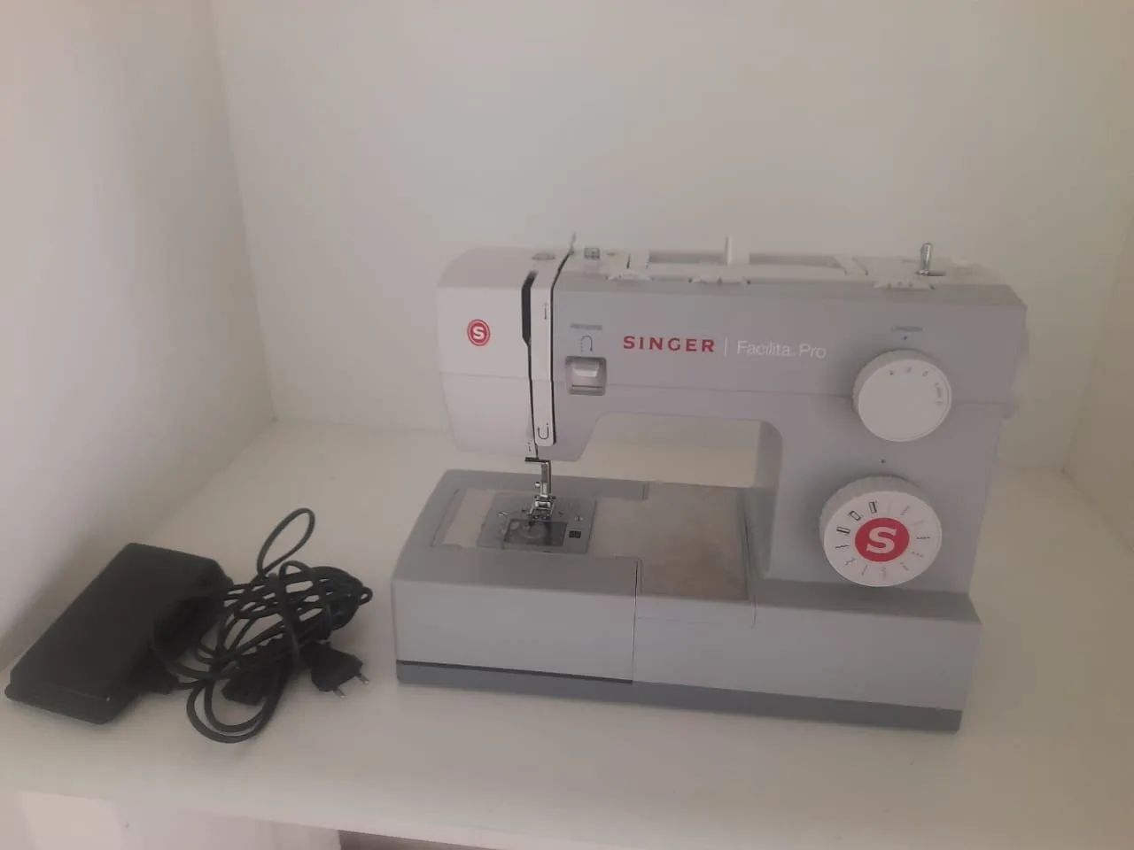 Máquina de costura