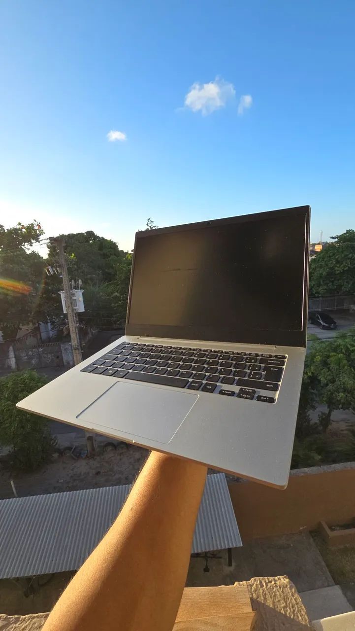Notebook Samsung Galaxy Book Go - R$ 700