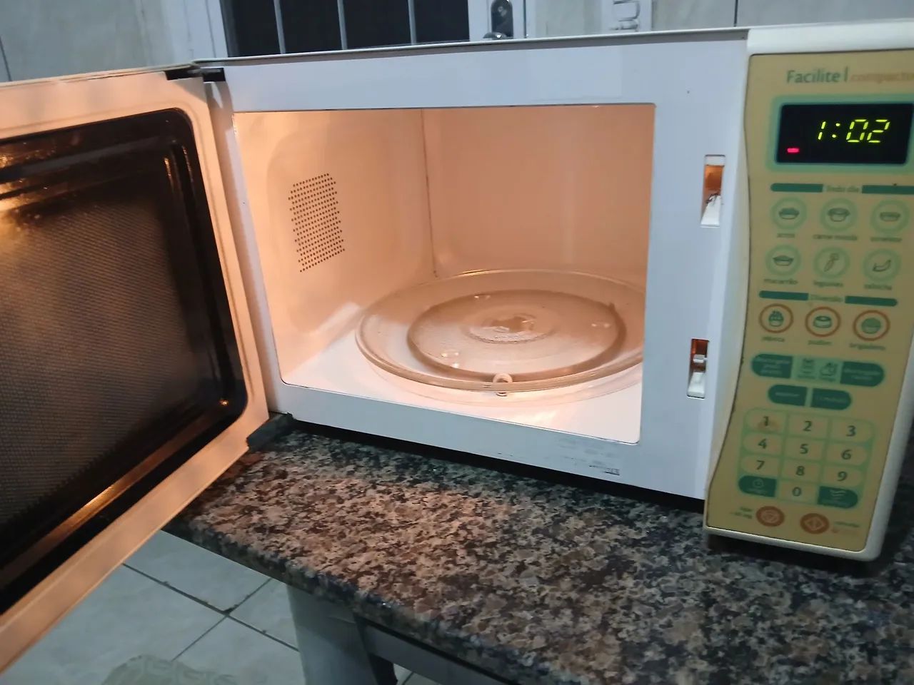 Micro-ondas consul 20 litros  - Foto 5