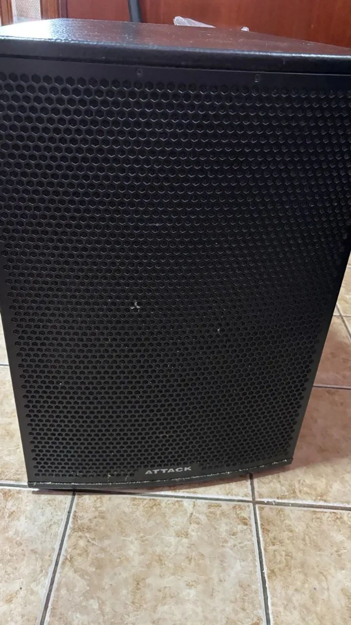 Caixa ativa Attack Audio System Versa VRF1550A