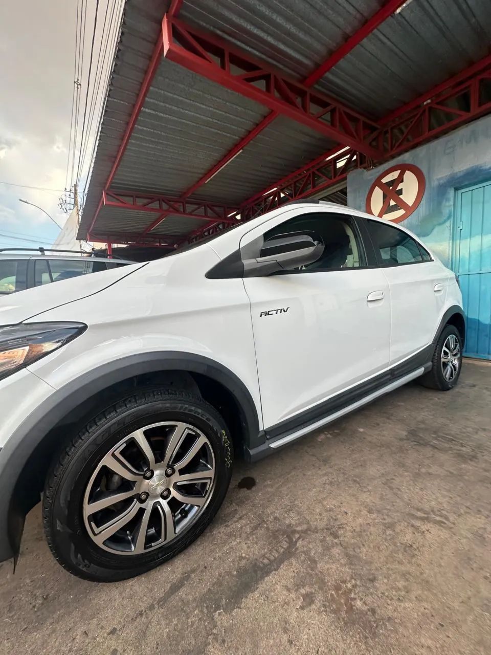 Chevrolet Onix ONIX HATCH ACTIV 1.4 8V Flex 5P Aut. 2017