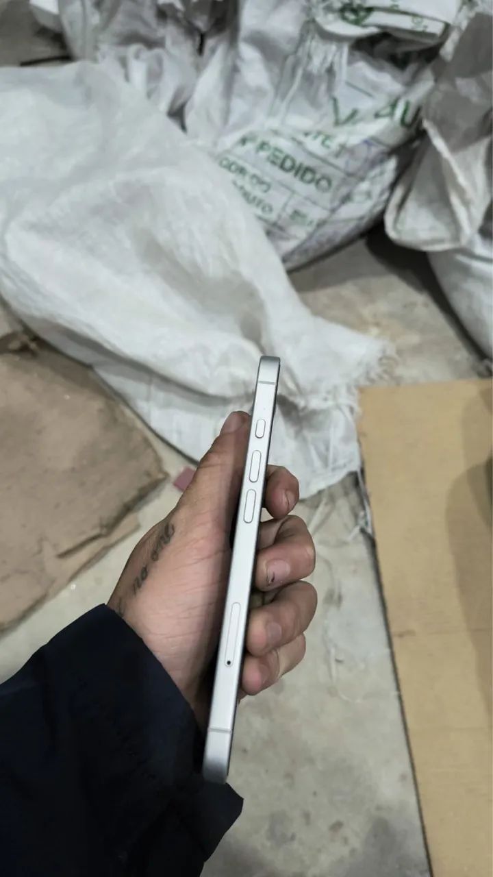 iPhone 16 - Foto 4