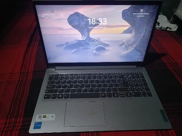 Notebook Lenovo core i3 