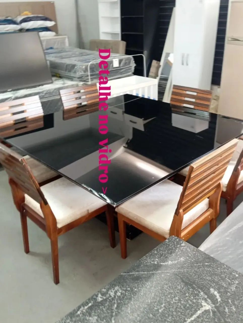 Mesa de vidro em Anápolis 