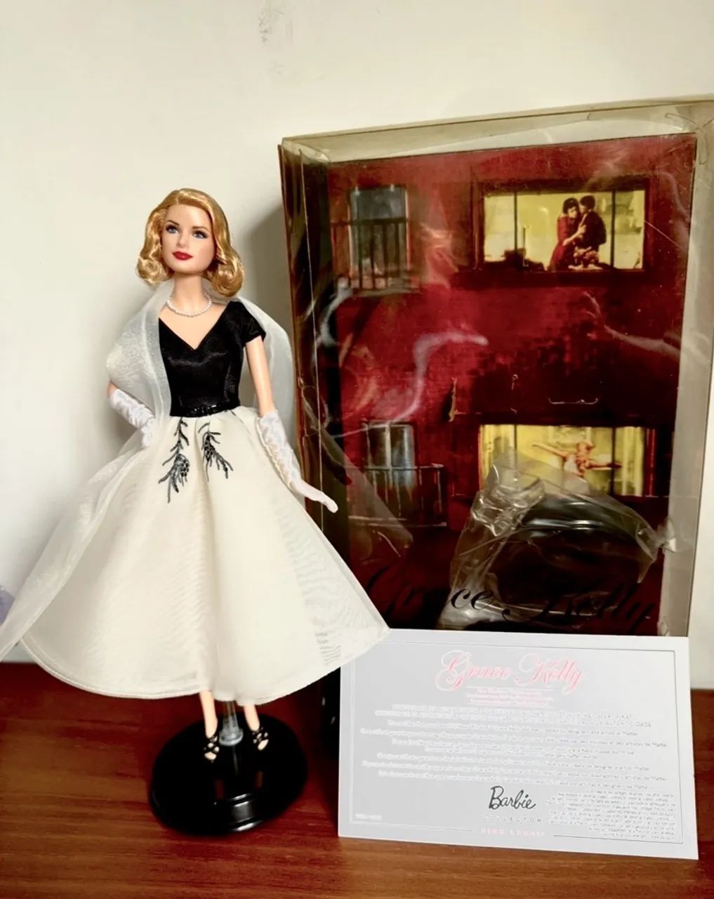 Barbie Collector Grace Kelly Rear Window Mattel  - Foto 2