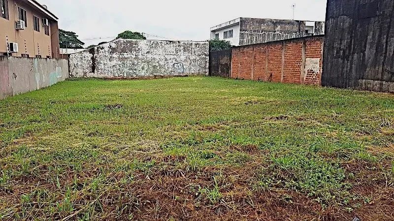 Terreno para Kitnets - Região da U.E.M - Maringá