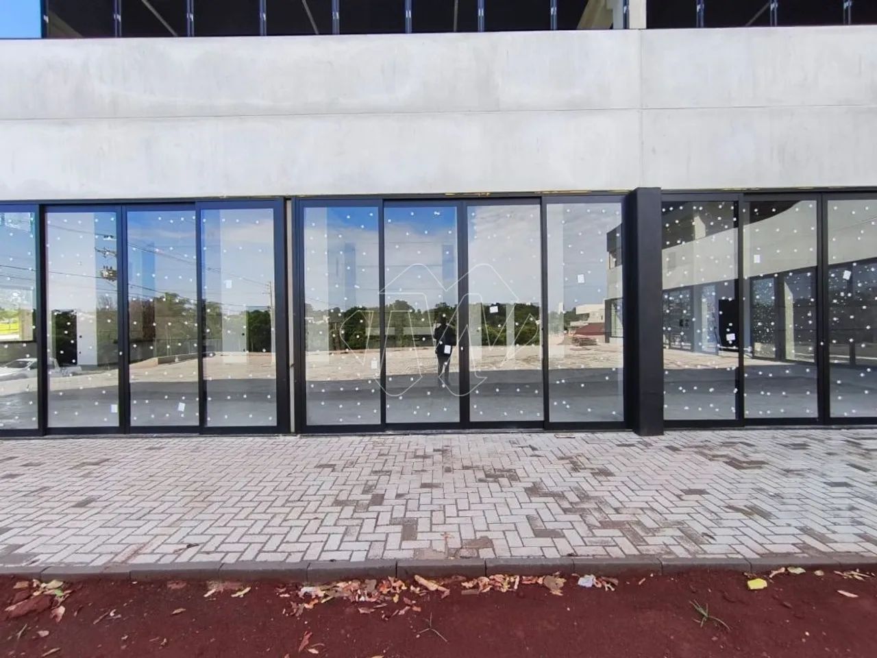 Locação de Comercial / Sala na cidade de Araraquara - Foto 2