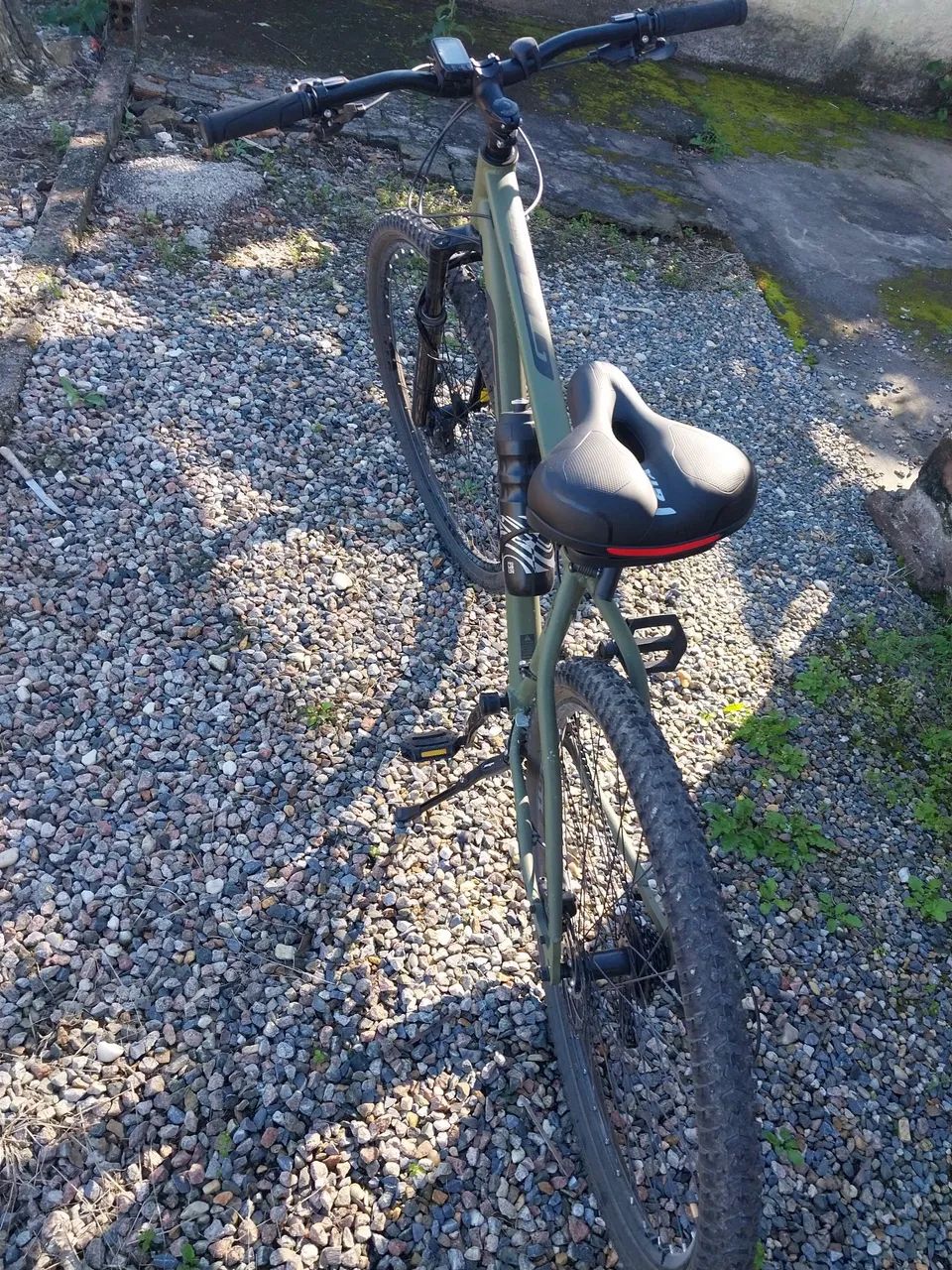 Bicicleta com 6 meses de uso 
