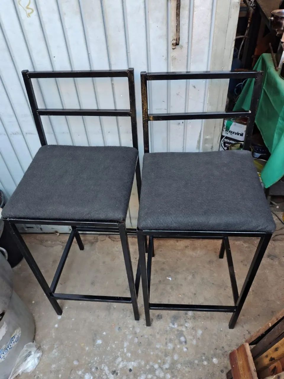 Banquetas de metalon
