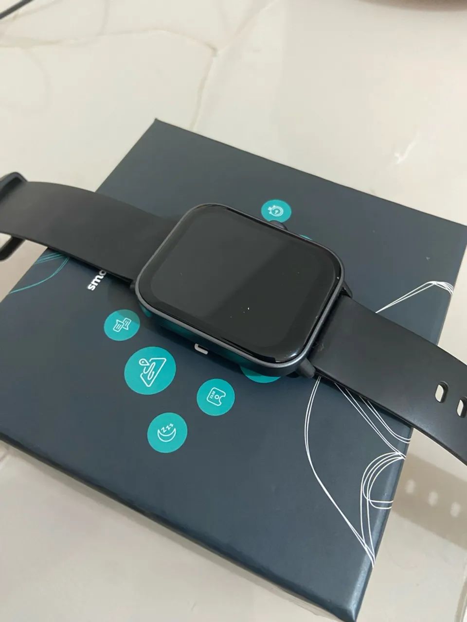 Smartwatch Mondaine com Alexa