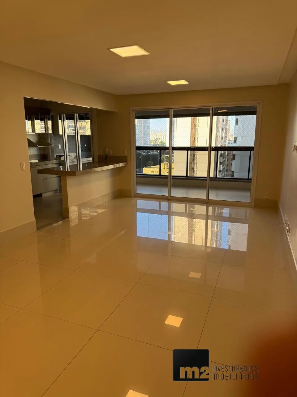Apartamento com 3 suítes no Setor Bueno