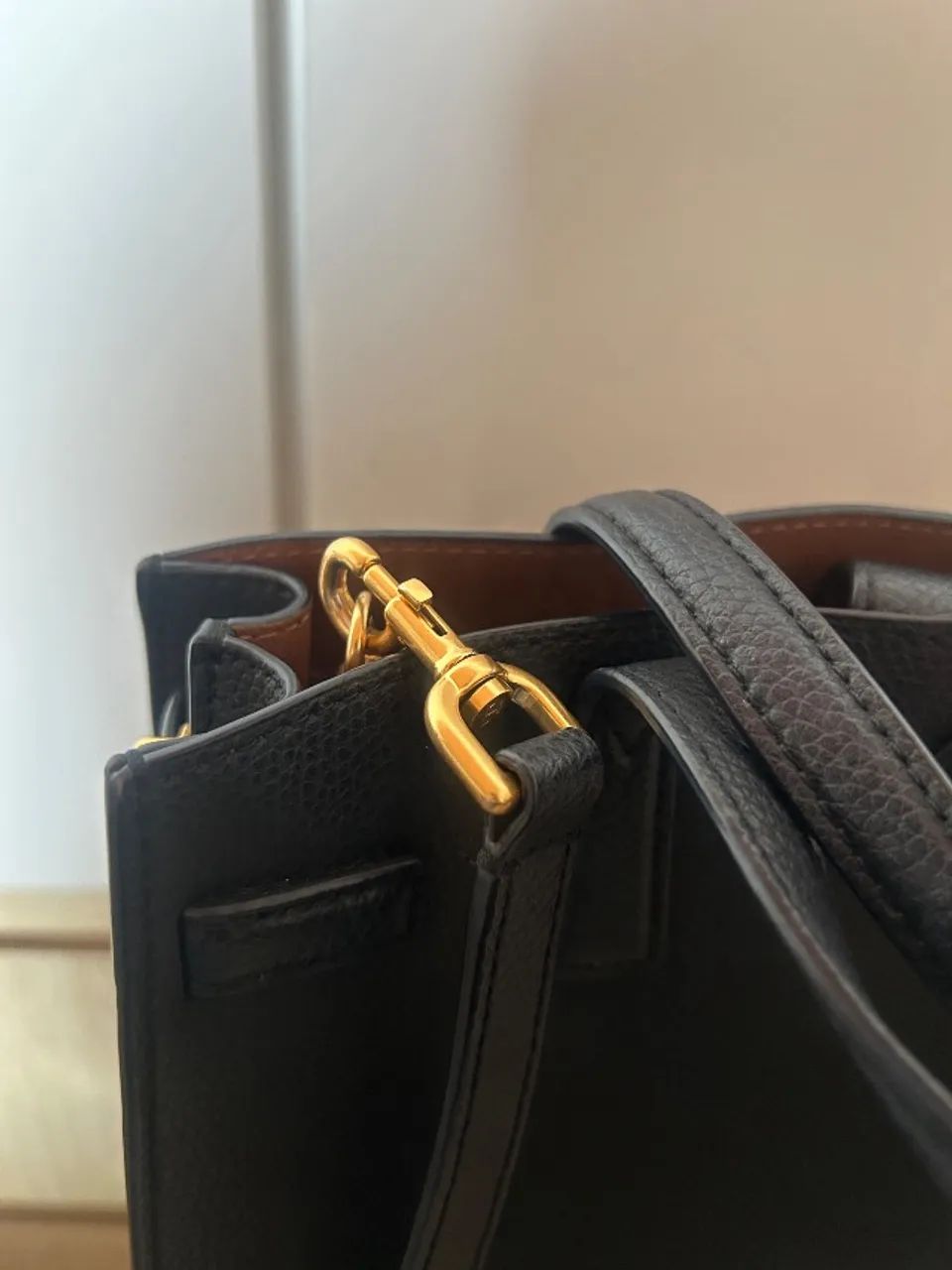 Bolsa de couro preta Tory Burch original - Foto 4
