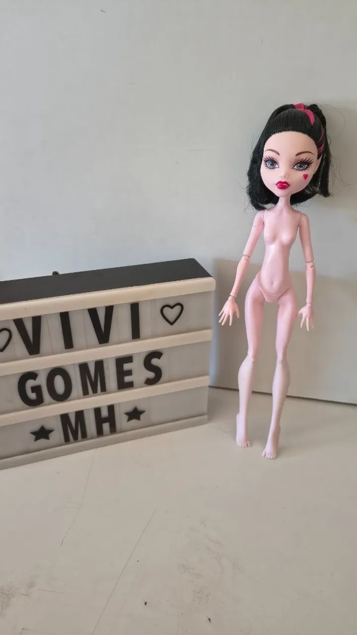 Monster High Draculaura FCA