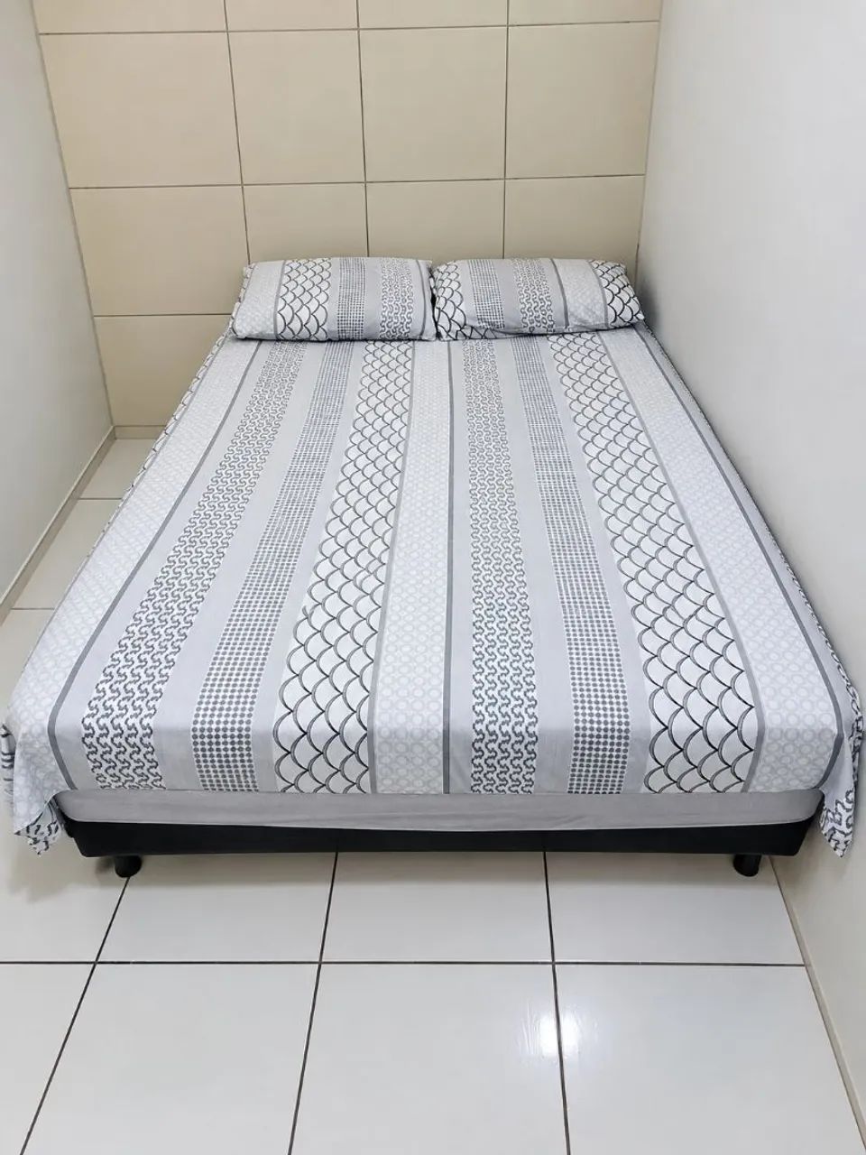 CAMA CASAL ACOPLADA