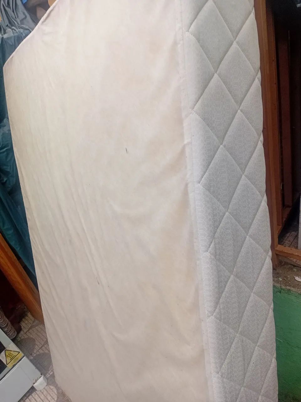 BASE BOX E COLCHÃO 100,00 CADA