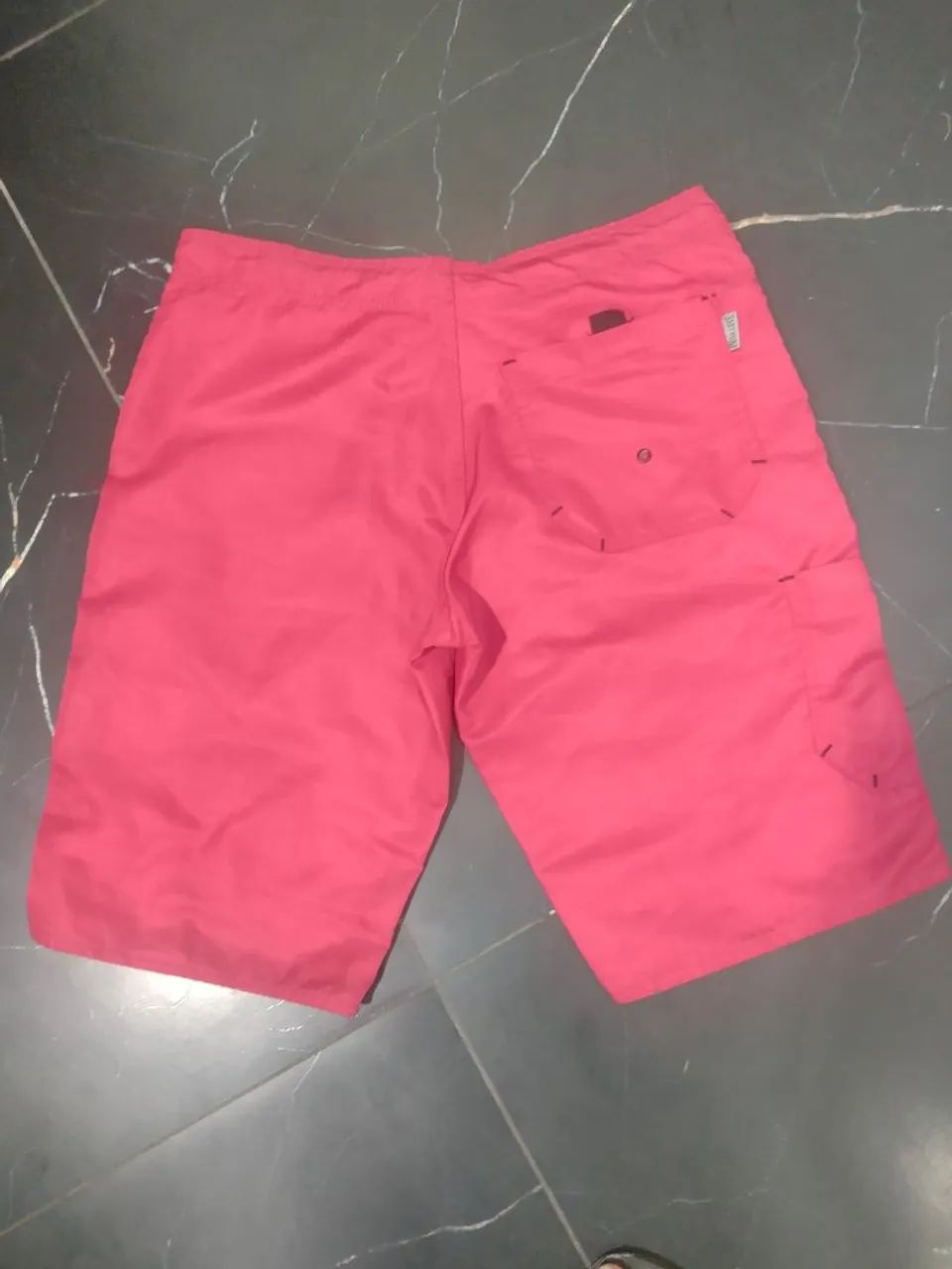 Bermuda masculina veste M  - Foto 3