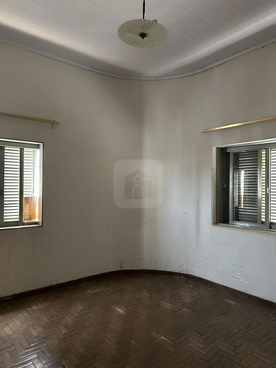 casa á venda no bairro Centro de Araguari. - Foto 5
