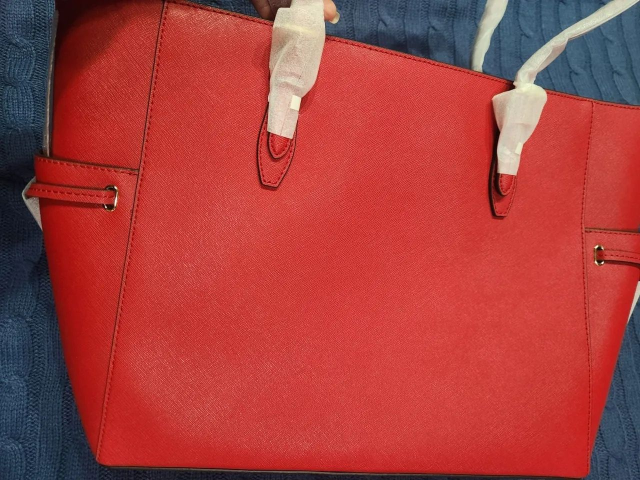 Bolsa Michael Kors! Modelo Gilly! Nova! Sem uso! - Foto 2